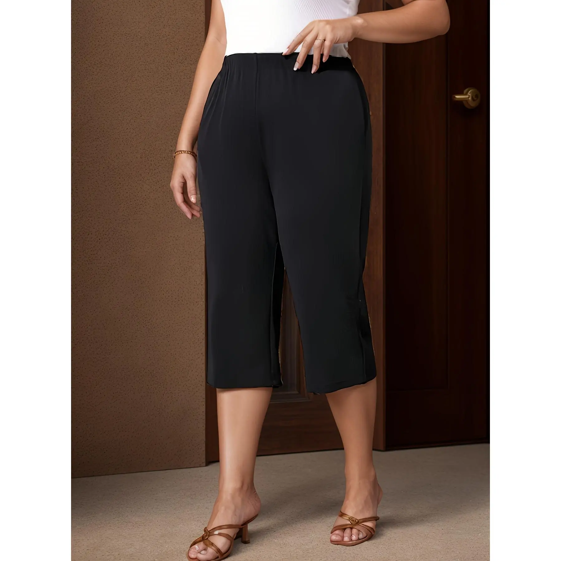 Plus Size Solid Simple Capri Pants, High Waist Casual Pants For Spring & Summer, Women's Plus Size Clothing