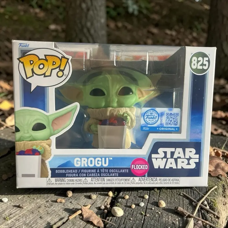Funko Pop! Star Wars Grogu Flocked Bobblehead Toy Figurine #825, Collectible Figurines & Miniatures, Ideal Holiday Gift