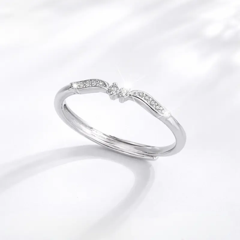 Arryn Silver Moissanite Ring S925 - Round Cut - Lore Jewelry