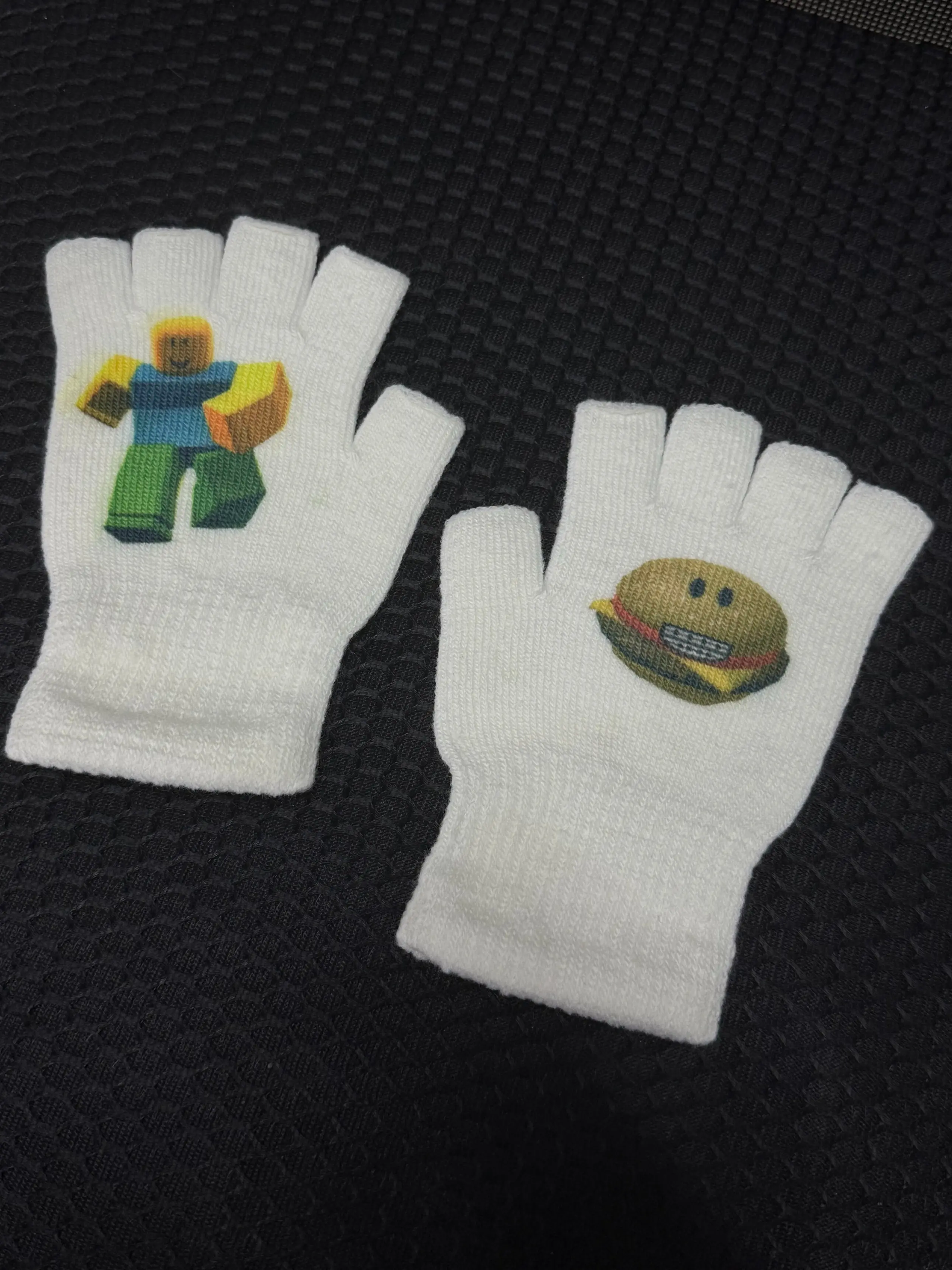 Unisex Fashion Gloves, Fun Accessory, All-Season Wear, Y2K Style Fingerless Mitts, Fingerless Mittens, Slim-Fit Design, Moderate Fabric Thickness, Hamburger