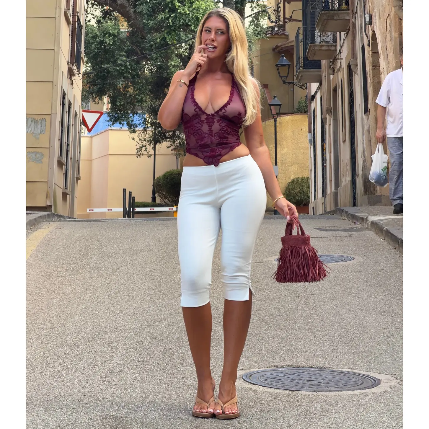 Plans Secured Ponte Capri Pants