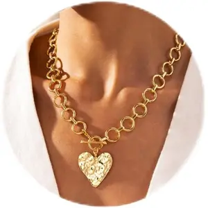 Chunky Gold Heart Necklace for Women, Gold Plated Hammered Heart Pendant, Bold Chain with Toggle Clasp Statement Jewelry