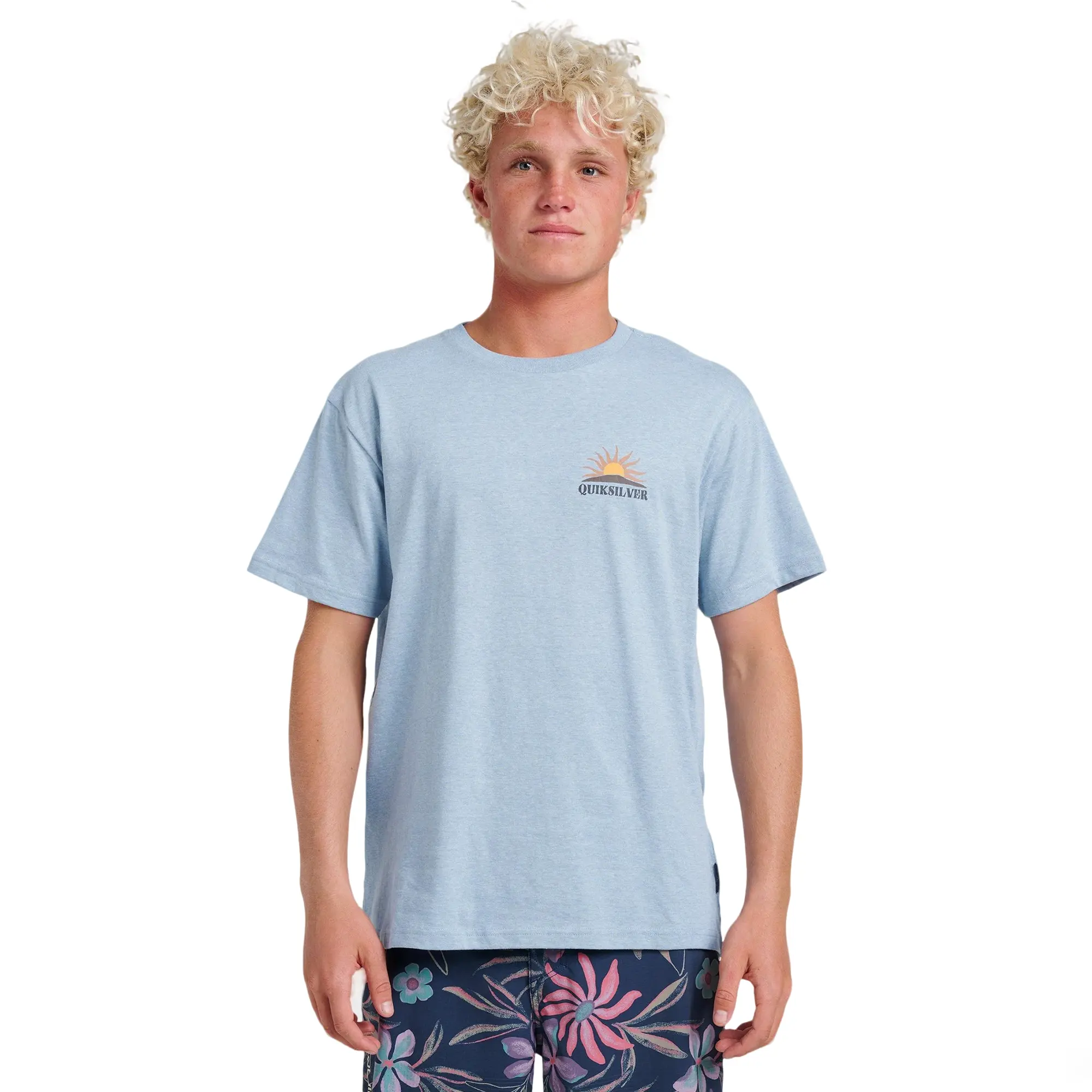 Quiksilver | Dawn Patrol Classic T-Shirt | Soft Hand Feel Mesh Venting | Beach Days & Everyday Wear & Casual Streetwear Round Neck Crewneck