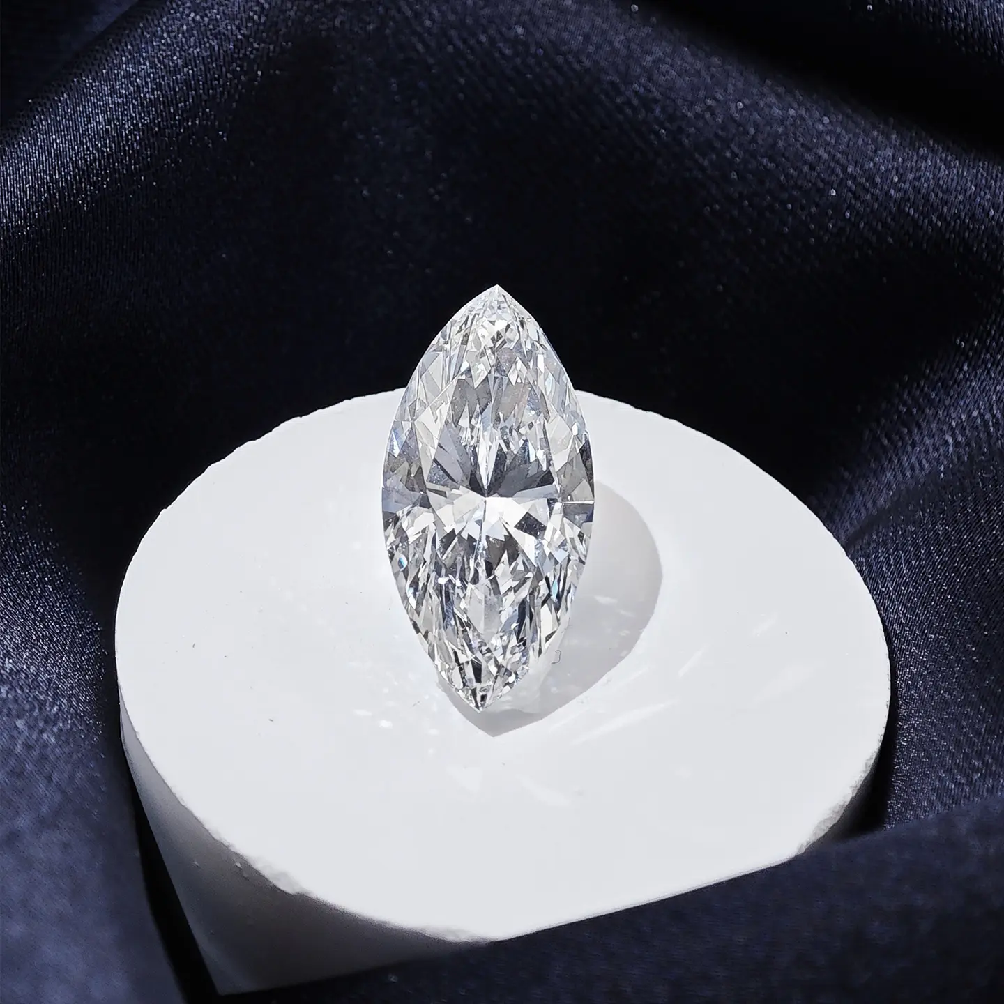IGI Certified Lab-Grown Marquise Cut Diamond Pendant - 5.09 Carats, F Color, VS1, Certified IGI Lab-Grown Gem, LG710521450