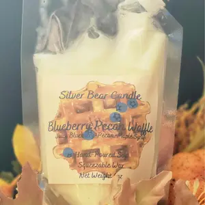 Hand-Poured Highly Scented Squeezable Soy Wax