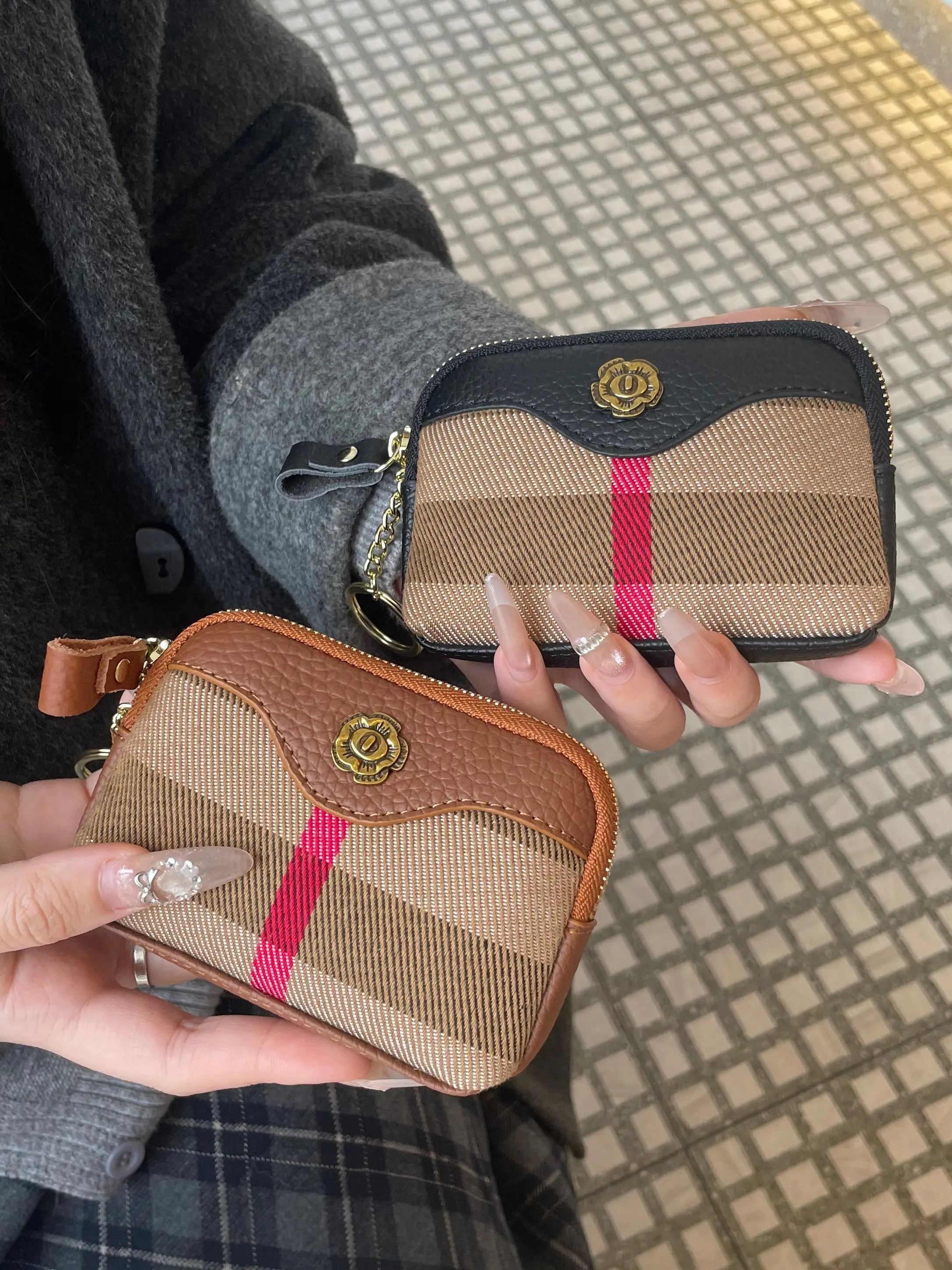 Fashion Women's Casual Trendy Wallet Plaid Floral Metal Decor Zipper Bag Small Handheld Coin Purse Keychain Holder Storage Pouch