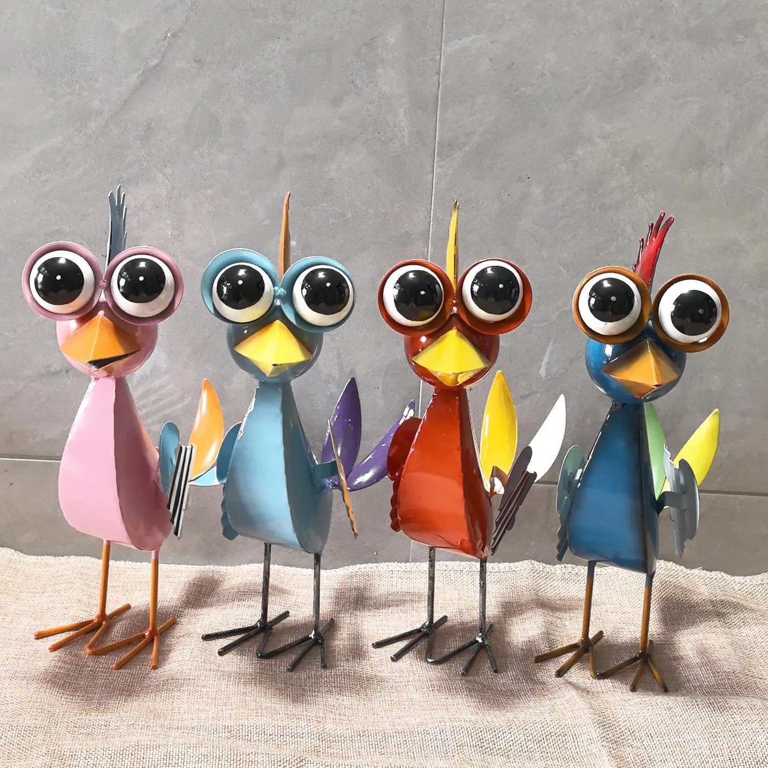 Cartoon Bird Design Ornament, 1 Count Modern Iron Bird Statue, Cute Bird Decoration Craft, Desktop Decorative Ornament, Animal Decorative Figurines for Home Office