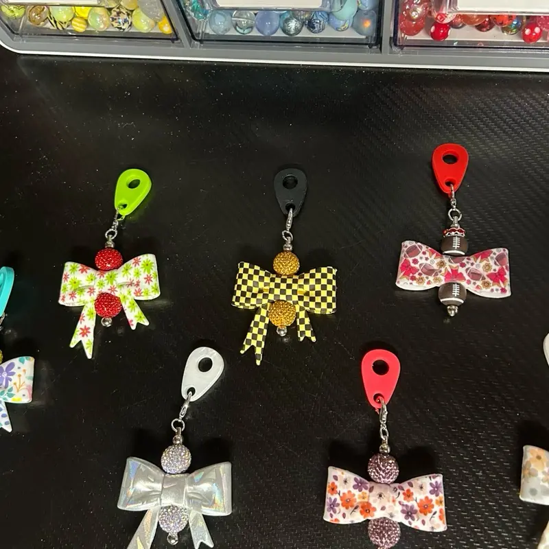 Beaded straw charms (Fun Accessories)
