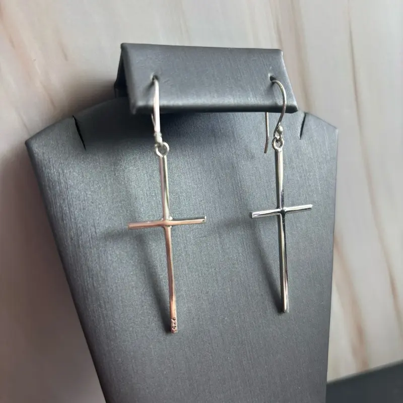 Silver 925 cross earrings dangle - Aretes de plata 925 cruces Silver 925 cross earrings dangle - Aretes de plata 925 cruces