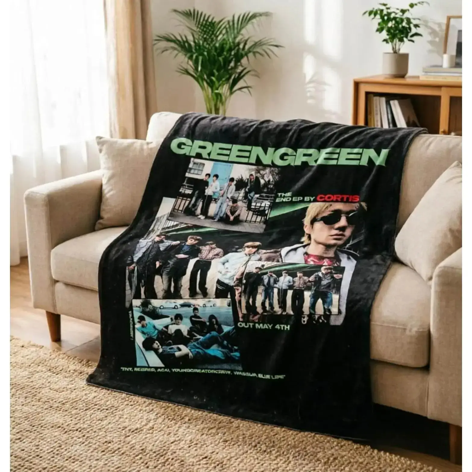K-Pop Style Flannel Throw Blanket, Music Group Inspired Plush Fleece Blanket, Soft Cozy Blanket for Bedroom Sofa Couch Music Room Decor Gift