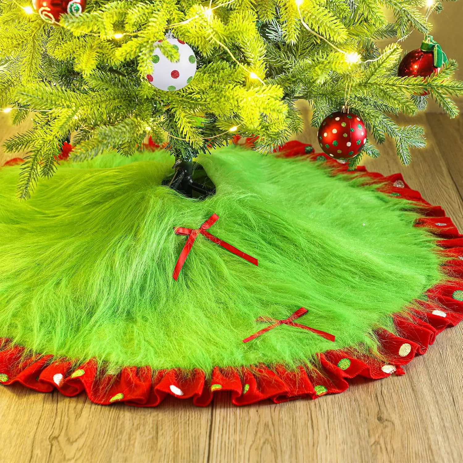 Ruffled Polka Dot Art Deco Christmas Tree Skirt - Red & Lime Green Furry Plush Glittering Round Faux Carpet for 4-6 ft Tall Trees, Home Supplies Festive Xmas Party Decor