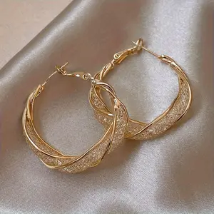 2 Elegant Metal Ring-Shaped Winding Earrings, Retro Punk Style Women'S Earrings, Suitable for Daily All-Match Or Holiday Gifts