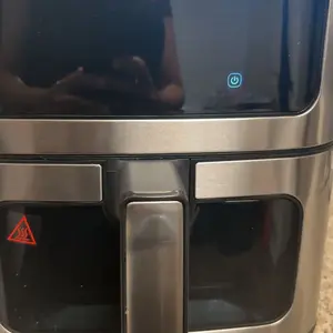 Sweetcrispy 6.34QT Air Fryer with Window 8 Food Presets 400°F Max Heat 90-Min Timer Nonstick Dishwasher-Safe Basket for Air Fry Roast Reheat Bake Stainless Steel