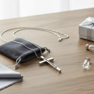 Christian cross necklace, 21-inch chain, stainless steel material, with built-in hidden self-defense tool and safety lock.