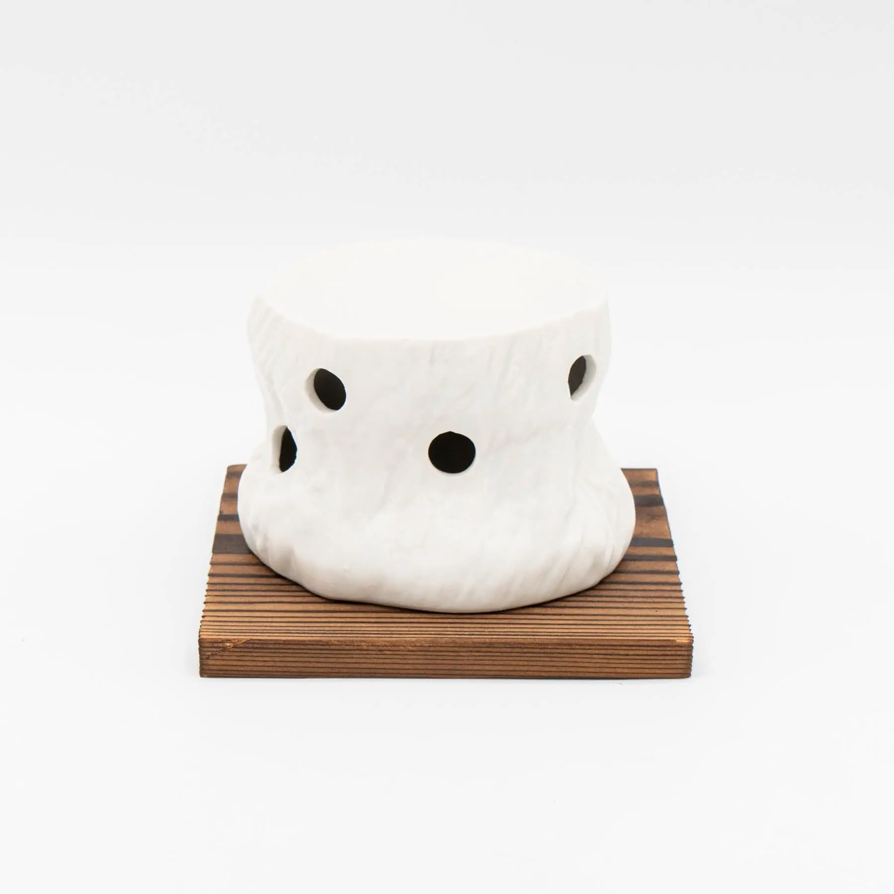 Tokoname Ware - Candle Tea Incense Burner Comes with leaves