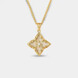 Clover Pendant Necklace