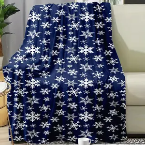 Comfortable Snowflake Christmas Blanket - Ultra Soft Microfleece, Warm and Cozy, Suitable for Sofa and Home Decoration, All-Season Animal Theme Shawl