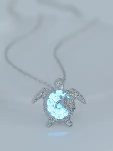 Cute Turtle Design Pendant Necklace, Glow in the Dark Adjustable Strap Necklace for Women for Gift, Trendy All-match & Exquisite Jewelry for Birthday Gift