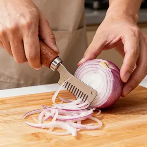 1/2 Solid Wood Handle Onion Cutter, Kitchen Efficient And Uniform Mincing Artifact, Manual Scallion And Garlic Mincing Cutting Tool, Grater, Household Restaurant Preparation Practical Gadget