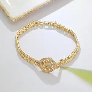 Women’s 18K Gold Plated Elephant Bracelet, Micro‑Paved Zircon Geometric Strap Chain Bangle, Light Luxury Copper‑Based Versatile Fashion Jewelry for Daily Wear, Party Occasions, Dating, Casual Outings & Holiday Gift Giving