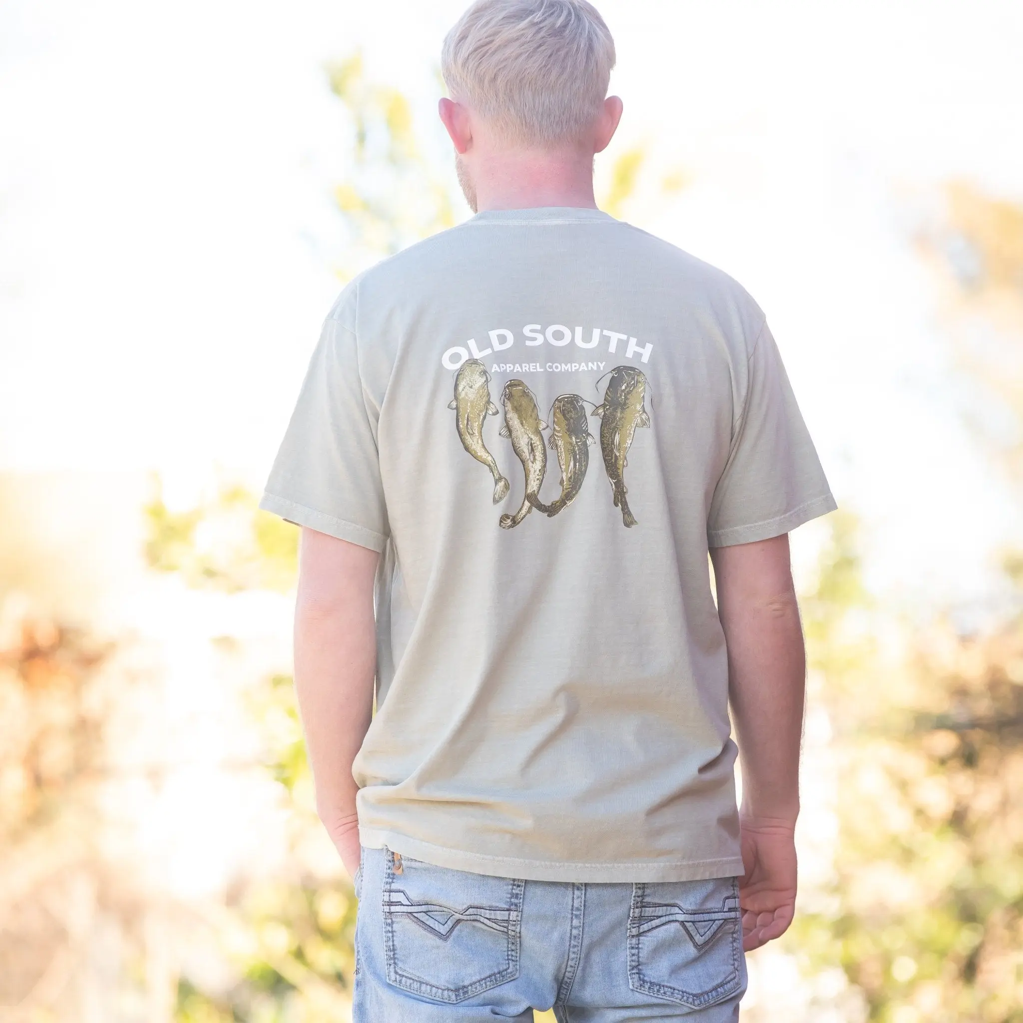 Flat Head Catfish Graphic Short-Sleeve Top, Regular Fit, Casual Sports & Outdoor Top with Back Graphic