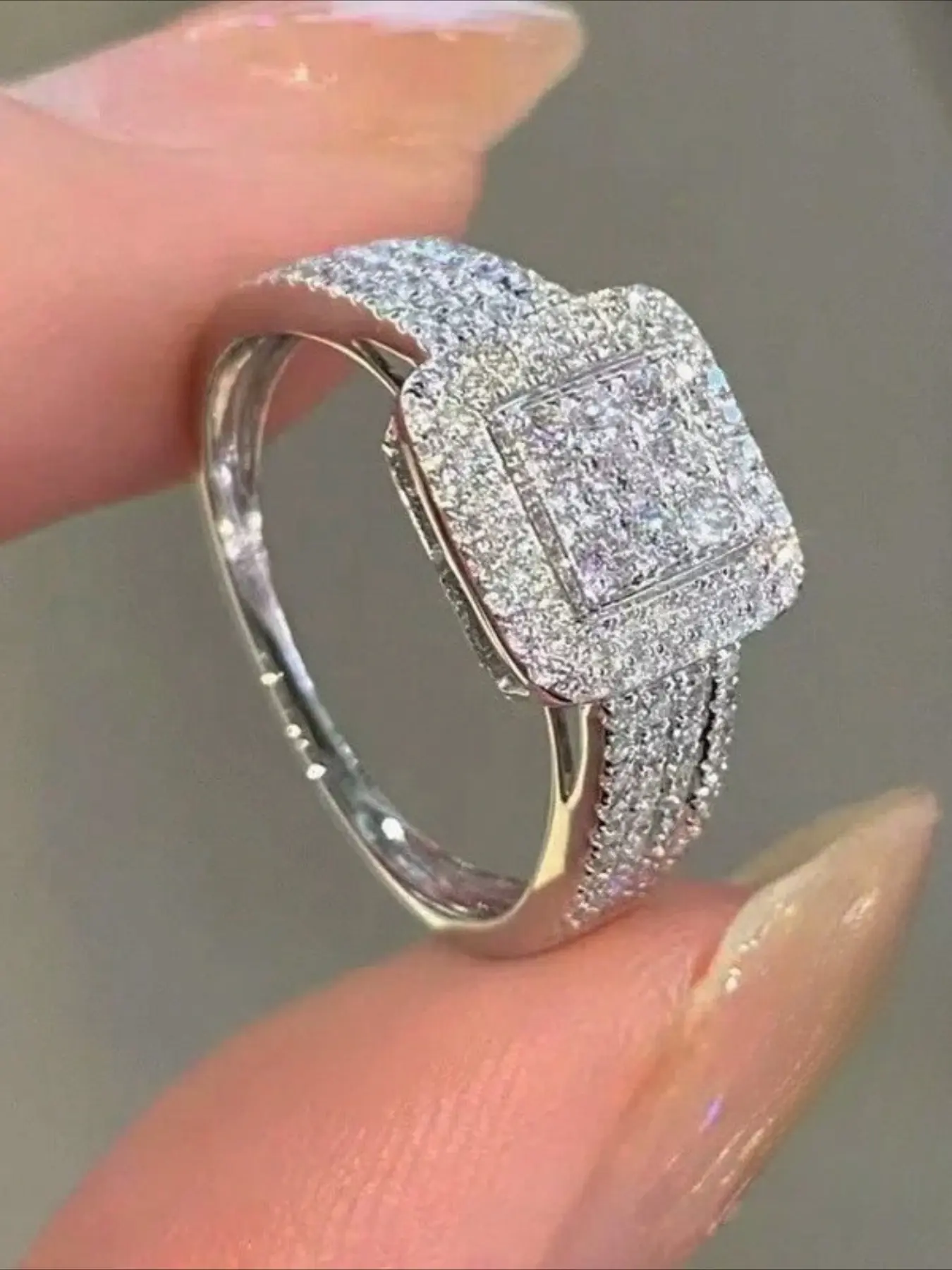 Fashionable and luxurious square women's rings suitable for parties, banquets, engagements, Proposal Ring, Anniversary Ring, Maximalist Jewelry, ladies' jewelry, festivals, Valentine's Day, anniversaries, gifts wedding promise rings