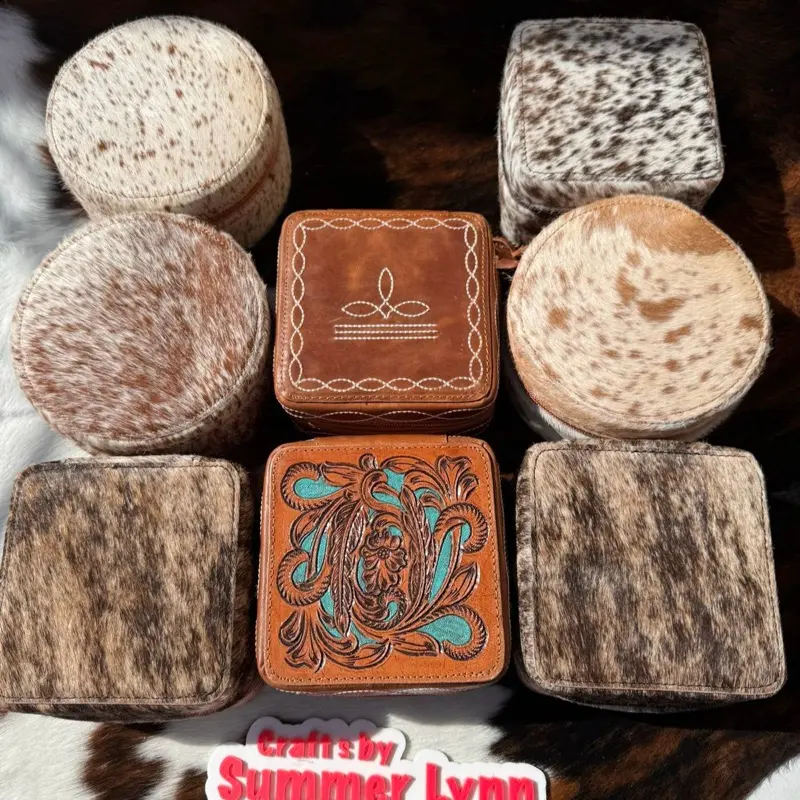 Travel jewelry case Travel jewelry case