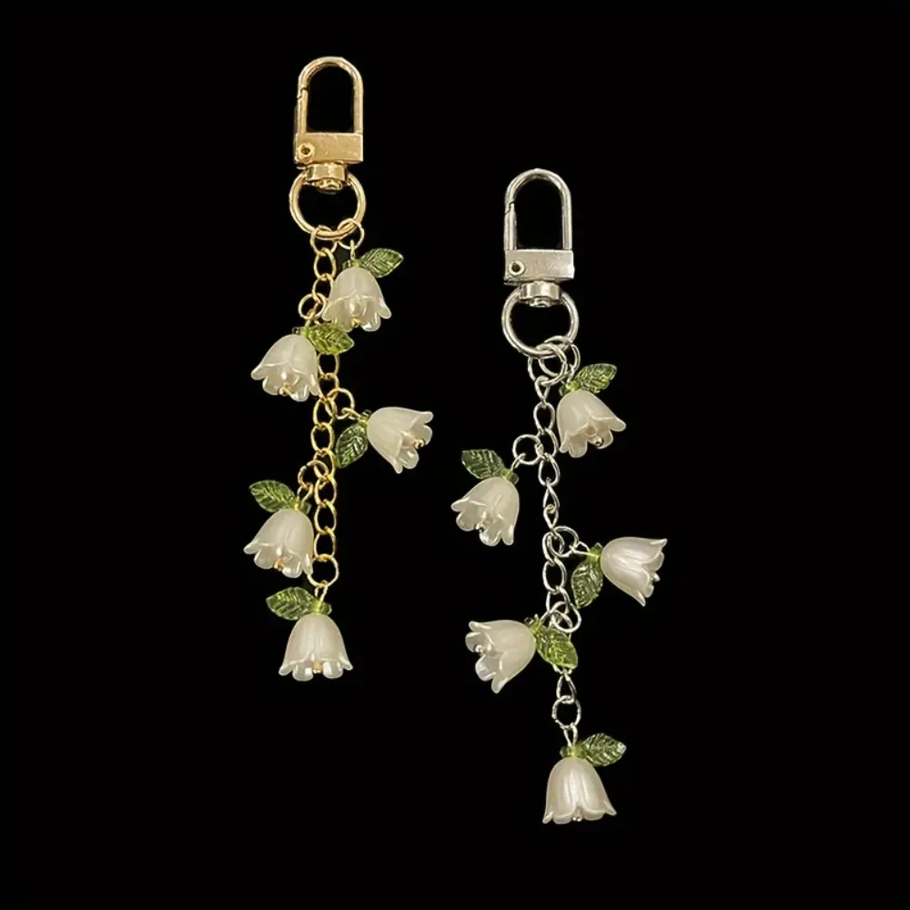 Elegant Orchid Keychain, Women's Resin Bag Charm with Beaded Tassel, Plant-Themed Pendant & Fashion Carabiner, Stylish Keychain, Jewelry For Women, Bag Chains And Charms, Carabiner Clip, Bag Key Accessory, Keychains For Women