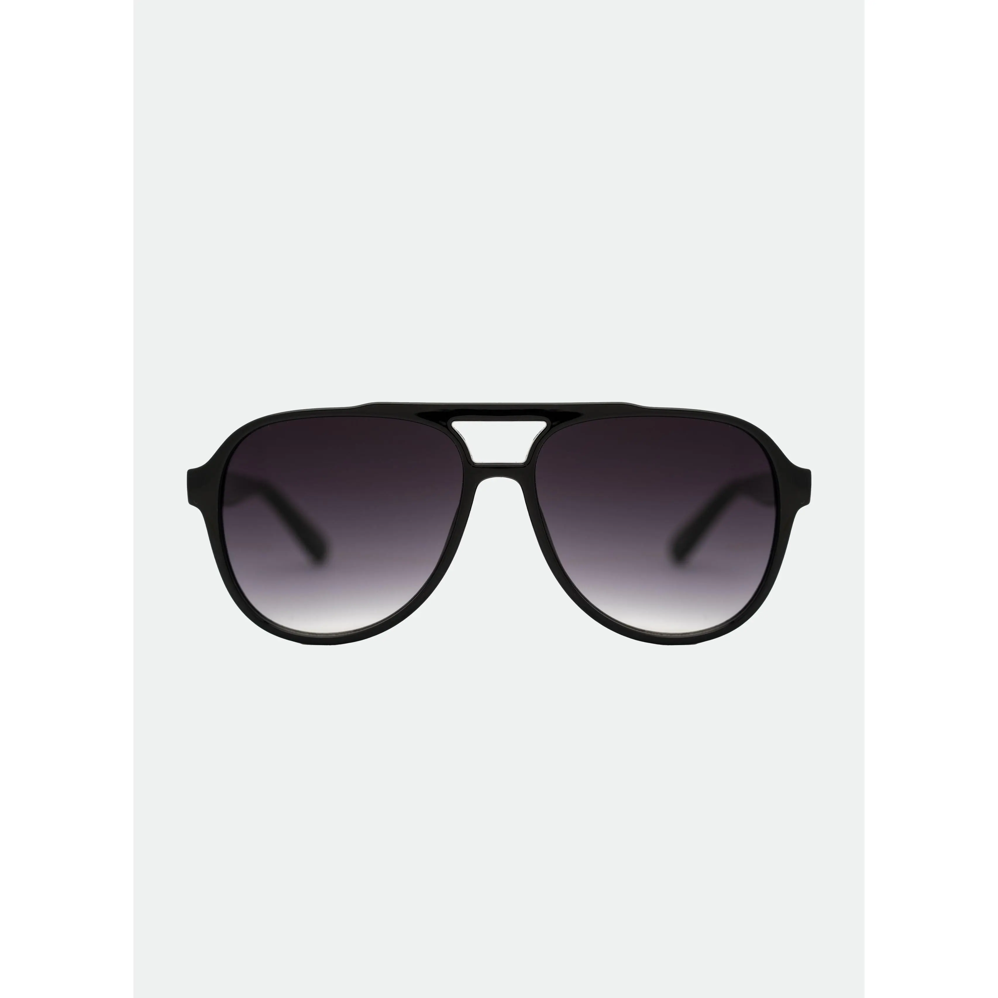 OTRA Stevie Oversized Aviator Sunglasses - Unisex Streetwear Sunglasses, Shiny Black Bold Frame, Fade Smoke Lenses, 100% UV Protection, Fashion Eyewear, Everyday Wear, Protective Vegan Pouch, Classic Sun Glasses, Stylish Accessories, Stylish Sunglasses