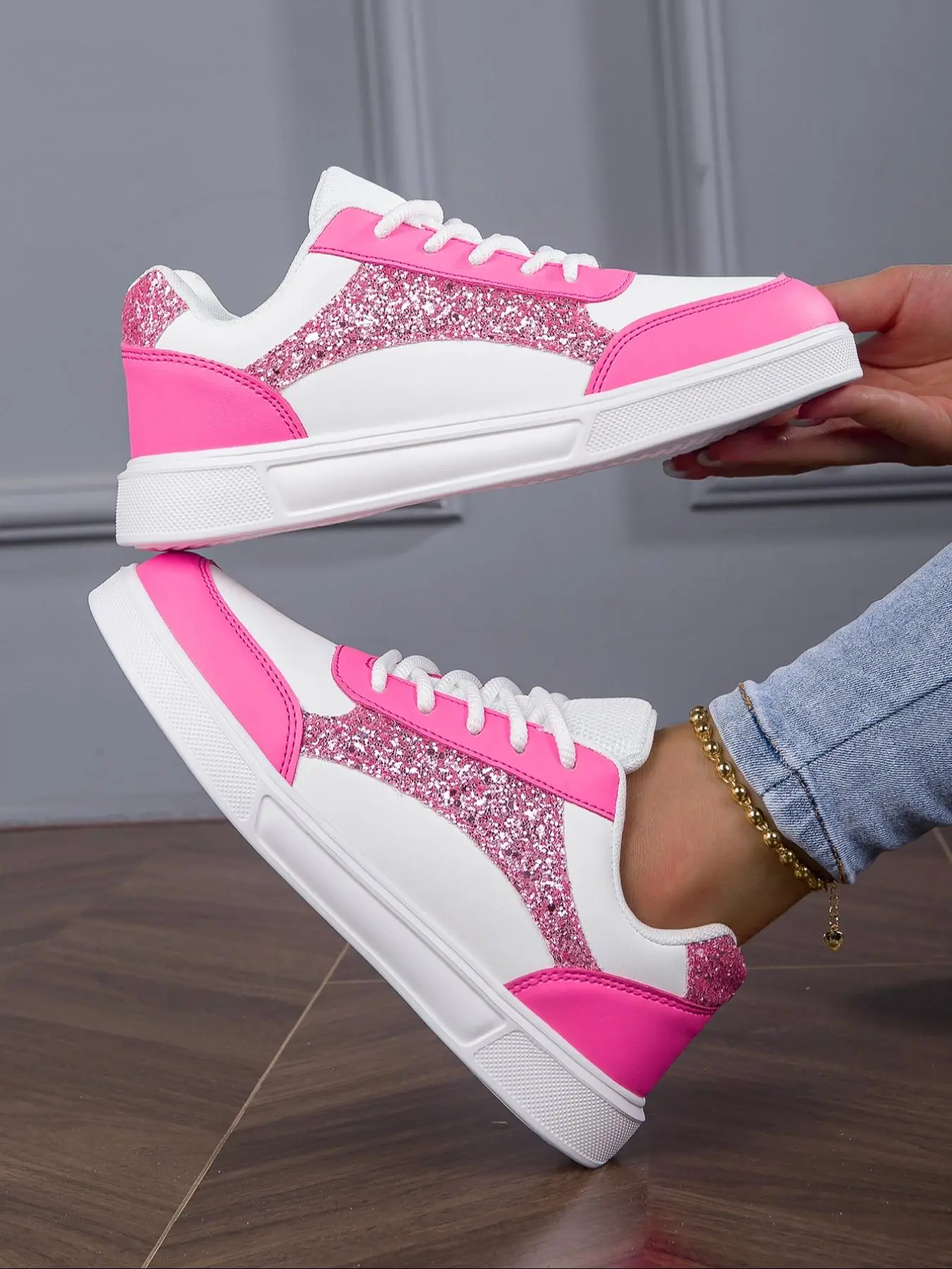 Women's Fashionable Colorblock Lace Up Trainers, Low Top Skate Shoes, Low Top Footwear, Walking Shoes, Casual Comfortable Sports Shoes for Daily Wear, Female All-match Round Toe Shoes for Spring & Fall, Sneaker