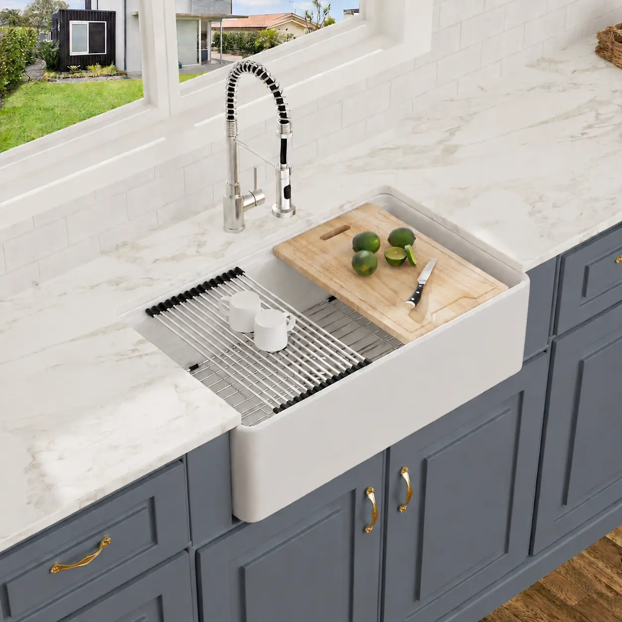 Logmey 33" Farmhouse Kitchen Sink White Workstation Fireclay Apron Front Farm Sink Undermount 33" x 20" x 10" Single Bowl White Ceramic Sinks for Countryside Classic Style,Kitchen Remodel Essentials