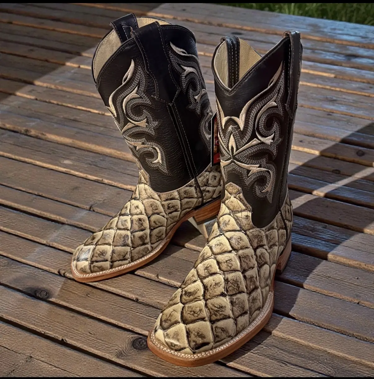 911 Bota Vaquera para Hombre Diseno Pescado / Mens Western Cowboy Boots