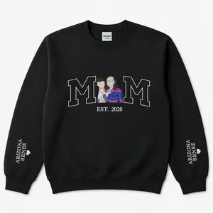 Embroidered Custom Mom Photo Portrait, Personalized Crewneck Mama And Daughter Photo Hoodie, Mother’s Day Crewneck, Gift for Mom