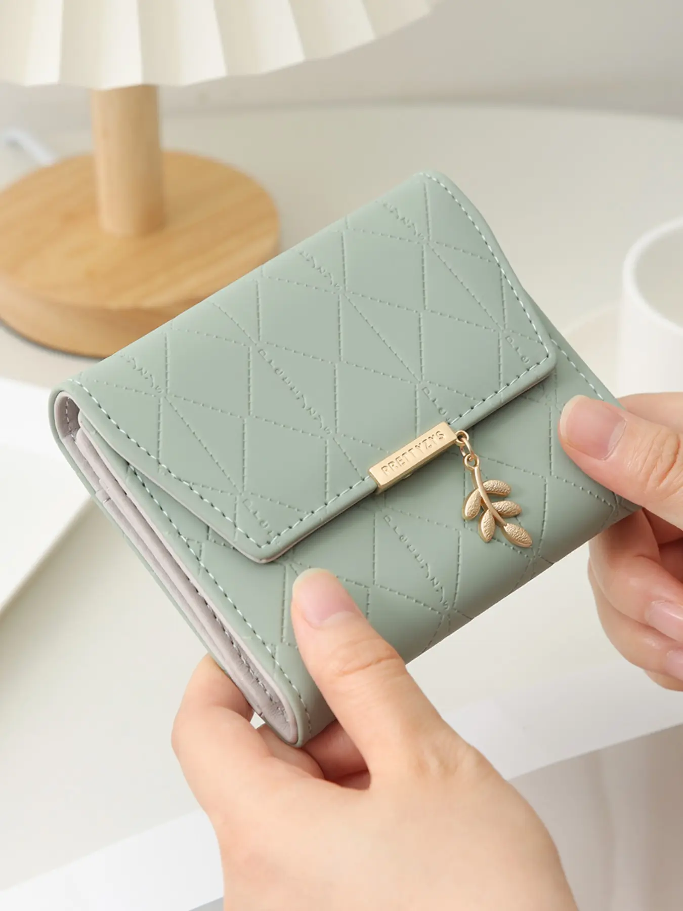 Trendy Women's Short Wallet, Casual Trendy Wallet, Quilted Wallet, Fashionable Wallet, Multi-Functional Foldable Fashion Handbag, Korean Style PU Coin Purse, Perfect Gift for Parties and Birthdays