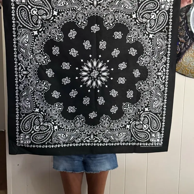 Black and White Super Huge Paisley Trainmen Bandana 100% Cotton Extra Large JUMBO 35"x35" Unisex Classic Design for Men & Women