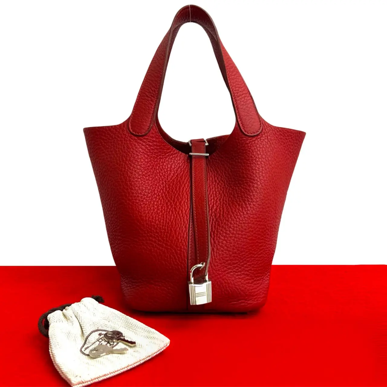 Pre-owned HERMÈS Calfskin Shoulder Bags Hermes Picotin Lock PM Handbag