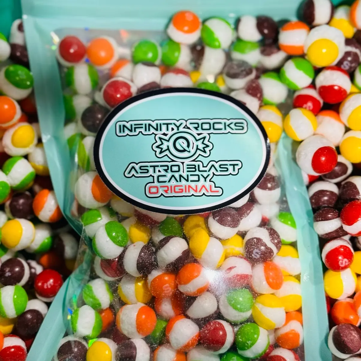 Astro Blast Candy Infinity Rocks - Original, Crunchy Fruity Snack, 5.0oz Bag - Bonbon