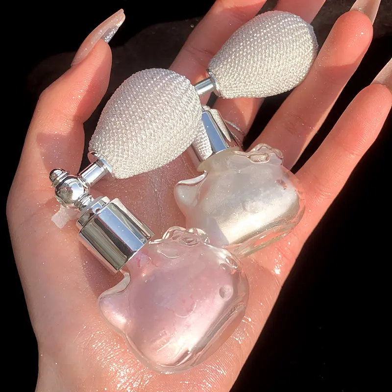 Cat-Shaped Highlighter Spray, Long-Lasting Shimmer Highlighter Powder, Shimmer Glitter Highlighting Powder for Face & Body, Easy-to-Apply Sparkle Body Shiner for Daily & Party Makeup