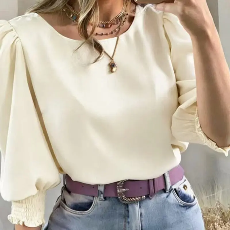 Elegant Casual Women's Blouse with Gathered Sleeves and Round Neck, Comfortable Stylish Top, Loose Tops, Casual Chic Blouse for Daily Wear, Perfect for Office and Leisure