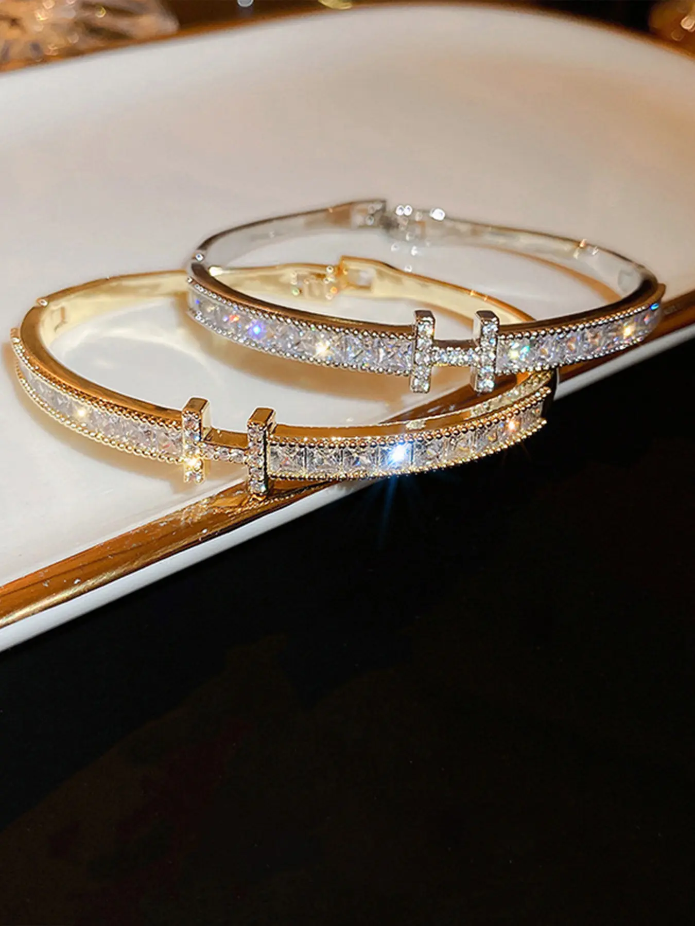Fashion Letter Design Bangle Bracelet, Elegant Bangle, fashionable bangles, Pretty Bracelet, Fashion Jewelry for Party, Daily Clothing Decor, Trendy All-match & Exquisite Jewelry for Birthday Gift