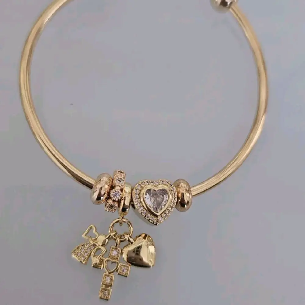 High-Quality Copper Open-Charm Bangle, Fits 17-18-19 in Sizes