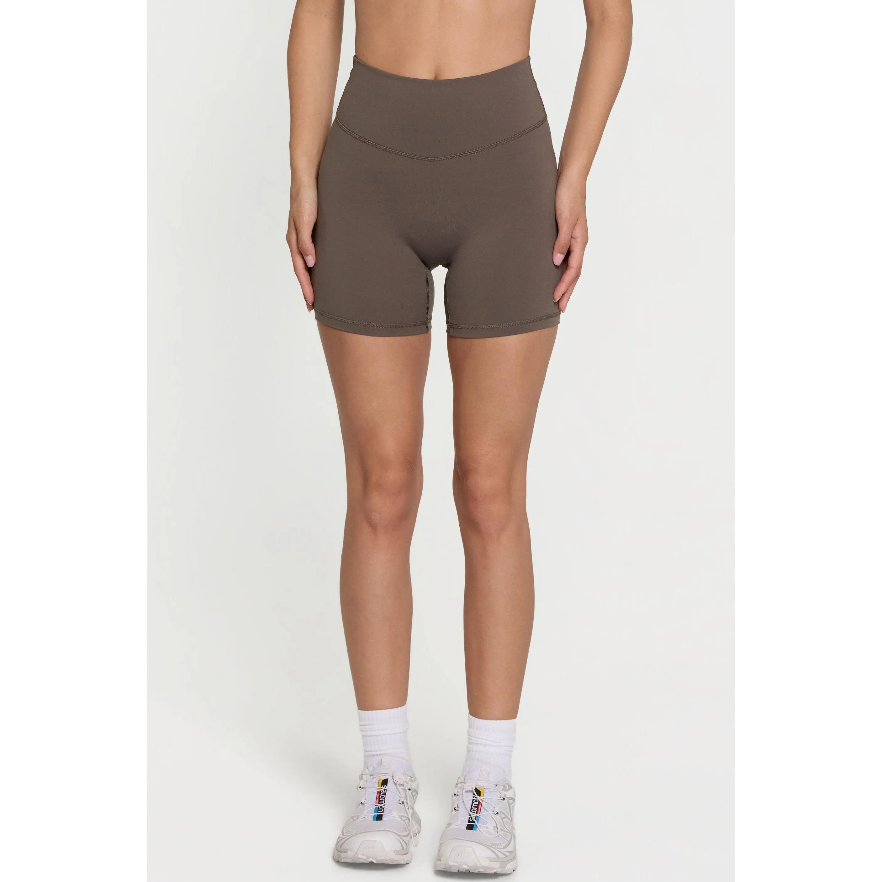Core Shorts 5" - Walnut