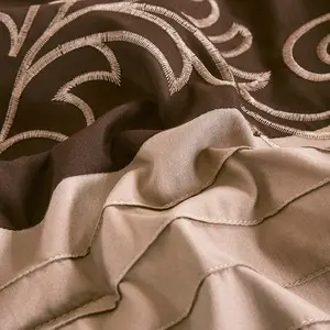 CHEZMOI COLLECTION Alana 7-Piece Bed in a Bag Comforter Set with Sheets - Modern Floral Embroidered Scroll Design - Soft Lightweight Polyester Fabric - Easy Care Machine Washable