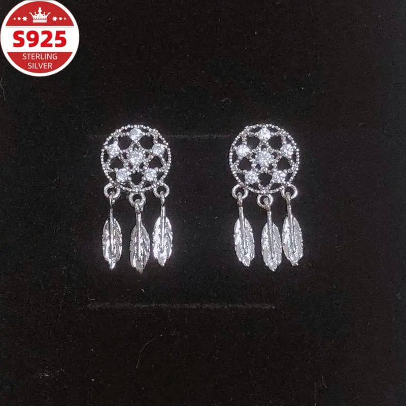 S925 sterling silver women’s stud earrings; “Catching Dreams” net design earrings for women—simple studs suitable for everyday wear, parties, banquets/events, and all seasons. Women’s jewelry—perfect gifts for Valentine’s Day and Mother’s Day.