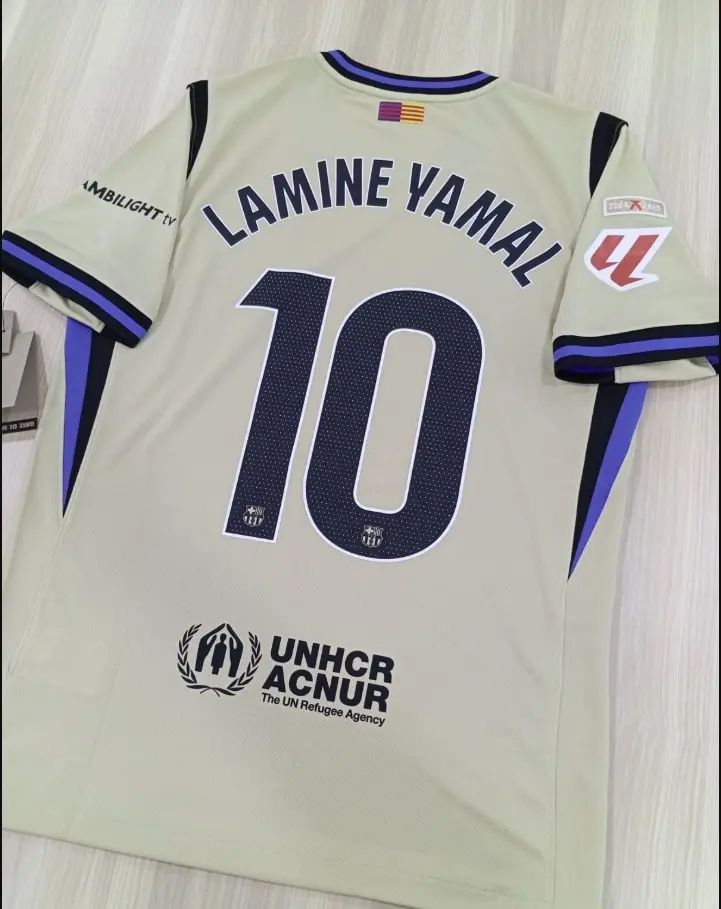 FC Barcelona Away 25/26 Yaamal #10 Jersey