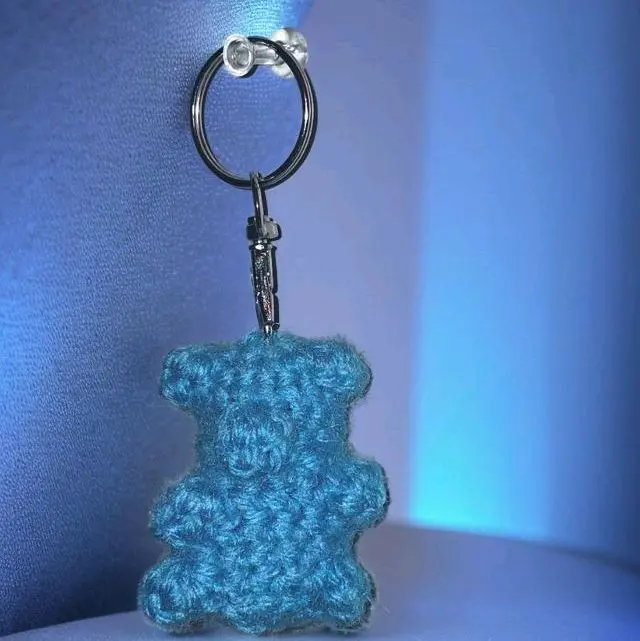 Crochet Gummy Bear Keychain - Adorable Blue Teddy Bear Design for Keychains and Bags