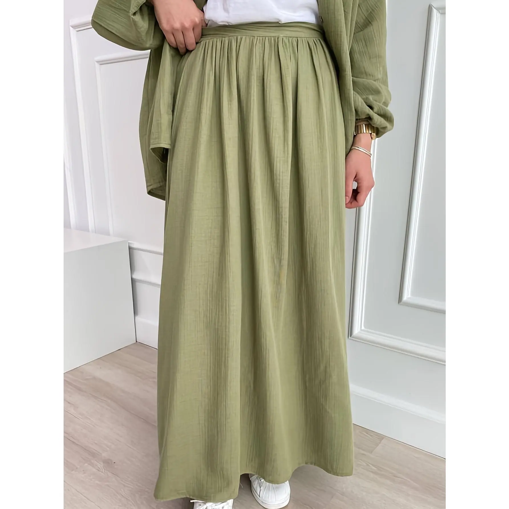 Elegant Green Two-Piece Skirt Set for Muslim Women - Chic Bubble Sleeve Button-Up Shirt & Pleated Maxi Skirt, 100% Polyester, Ideal for Spring/Autumn Casual Wear