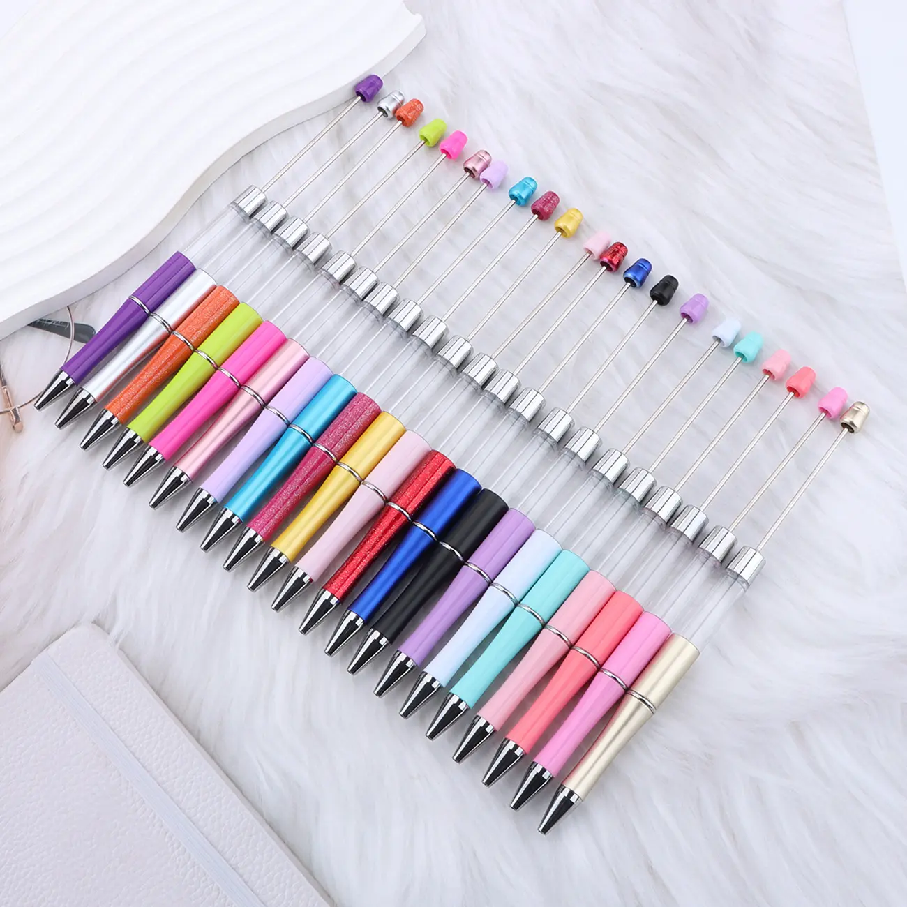 Creative new roll paper bead pen with inner rod inserted, roll paper plastic ballpoint pen wholesale, DIY spinning bead pen Rollerball Pen