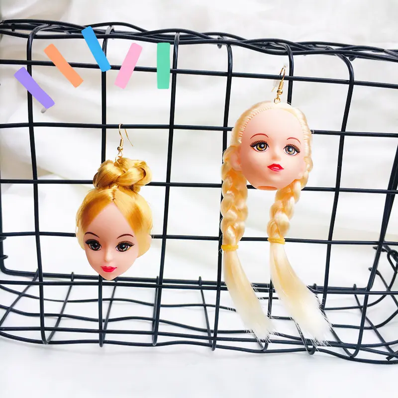 Creepy Cute Doll Head Dangle Earrings Quirky Weirdcore Aesthetic Gothic Alt Punk Jewelry Weird Funny Novelty Gifts for Women Girls