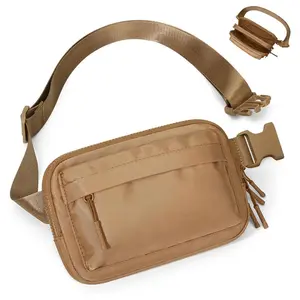 Multi-Pocket Crossbody Bag with Keychain – Lightweight Shoulder Bag for Women & Men